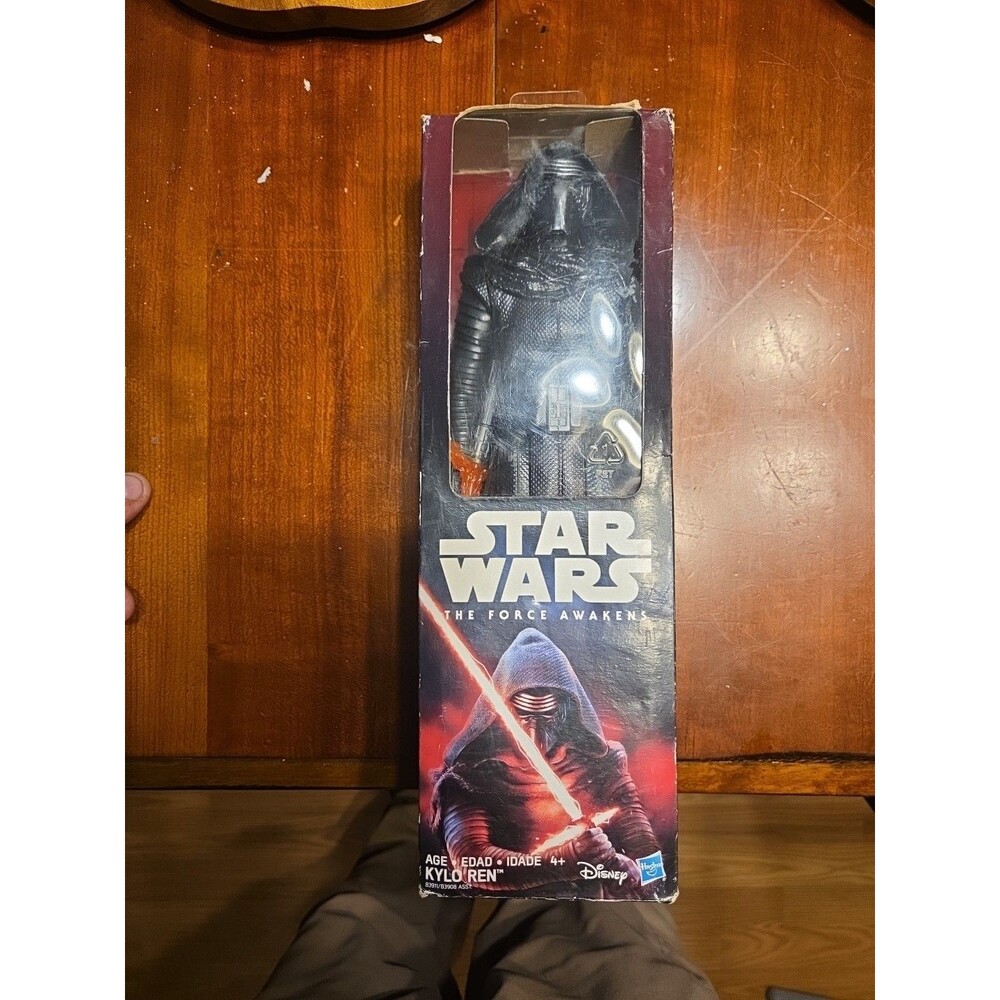 2015 Hasbro Star Wars The Force Awakens Kylo Ren 12" Action Figure NIB
